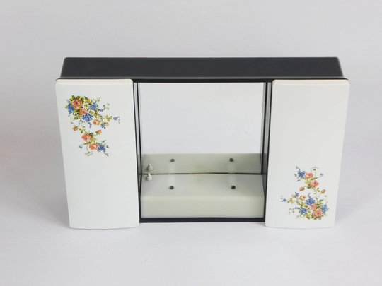 Vintage White Floral Bathroom Cabinet, Italian Mirror Apothecary Plastic Press From The 60's, Space Age