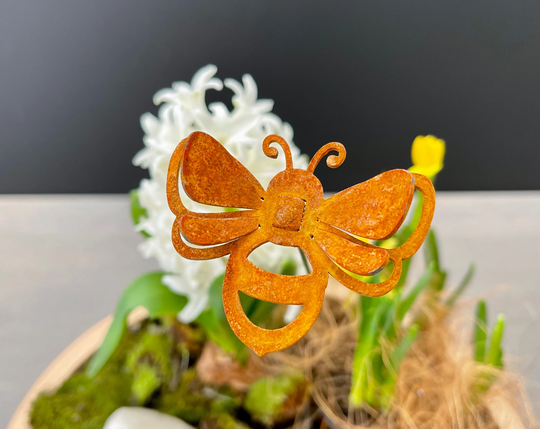 Rusty Metal Bee - Rustic Yard Decor Sculpture Art For Garden Plant Pot Stake Animal Exterior Ornament