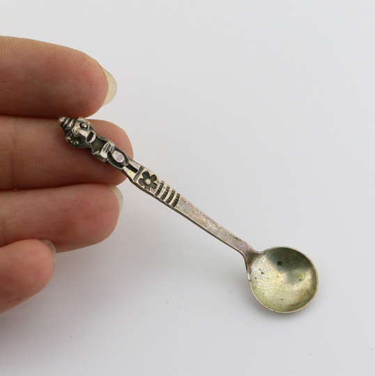 Vintage Ethnic Totem Mask Design Small Salt Souvenir Spoon Ot 333L