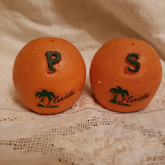 Charming 1960S Florida Salt & Pepper Shakers