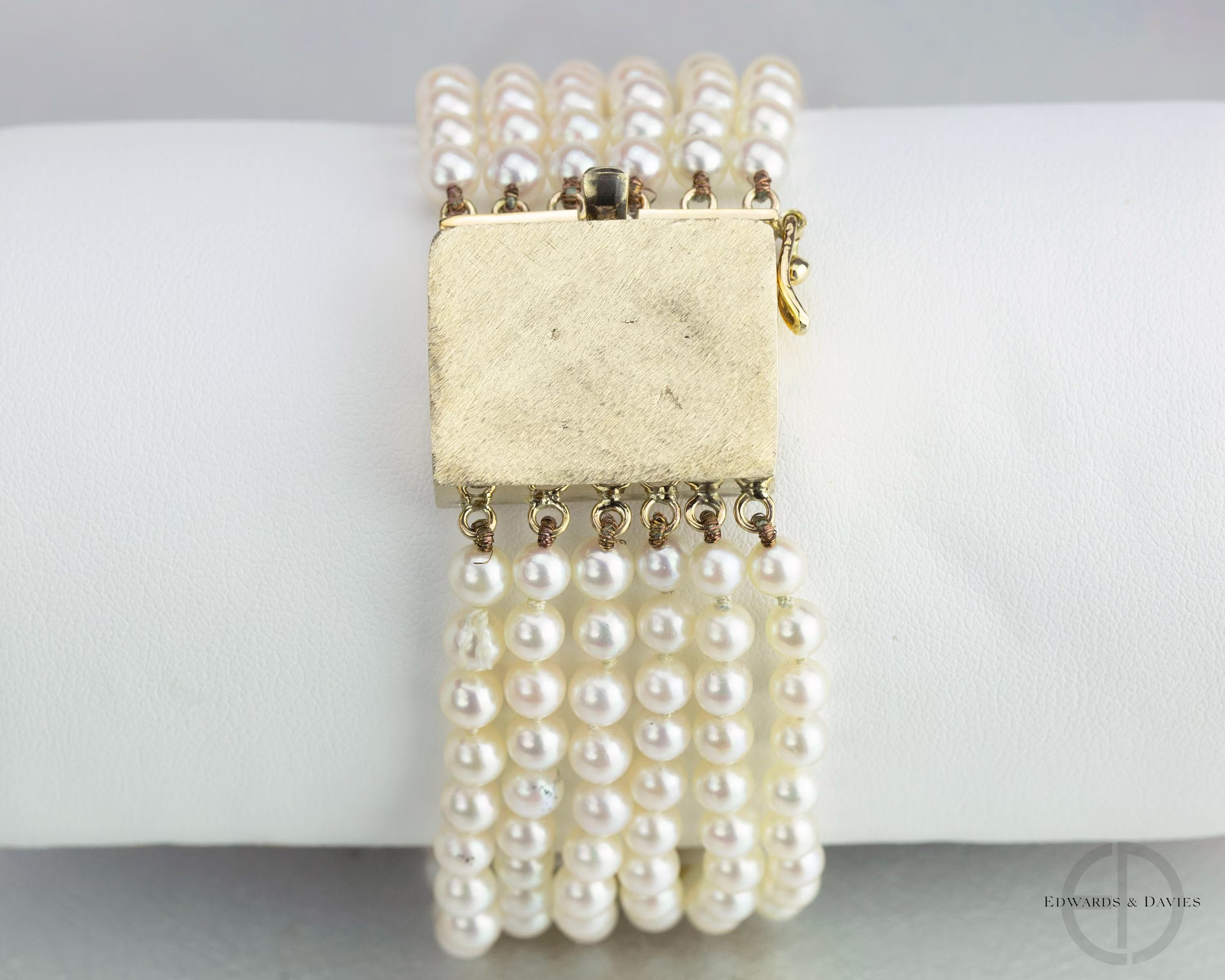 Salt Water Cultured Pearl Bracelet | Vintage Multi-strand 18K Yellow Gold Jewelry