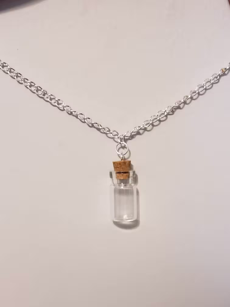 Empty Fillable Mini Glass Bottle Charms With Cork Stopper Dainty Pendant Tiny Keepsake Little Wishing Jar Chain Necklace Essential Oil B