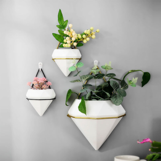 Wall Hanging Geometric Green Plants Holder, Black l - Livingandhome
