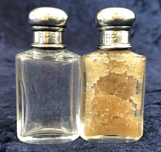 stunning Pair Of Vintage Smelling Salts, Salts Bottles, Scent Silver Capped, Walter Gardener Groves, Art Deco, Faceted Glass, Small