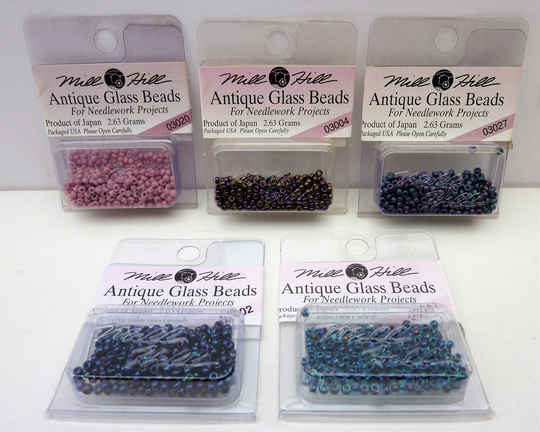 Antique Glass Seed Beads By Mill Hill For Needlework Projects, Jewellery Making, Bead Looming, 2.63 Grams Size 11