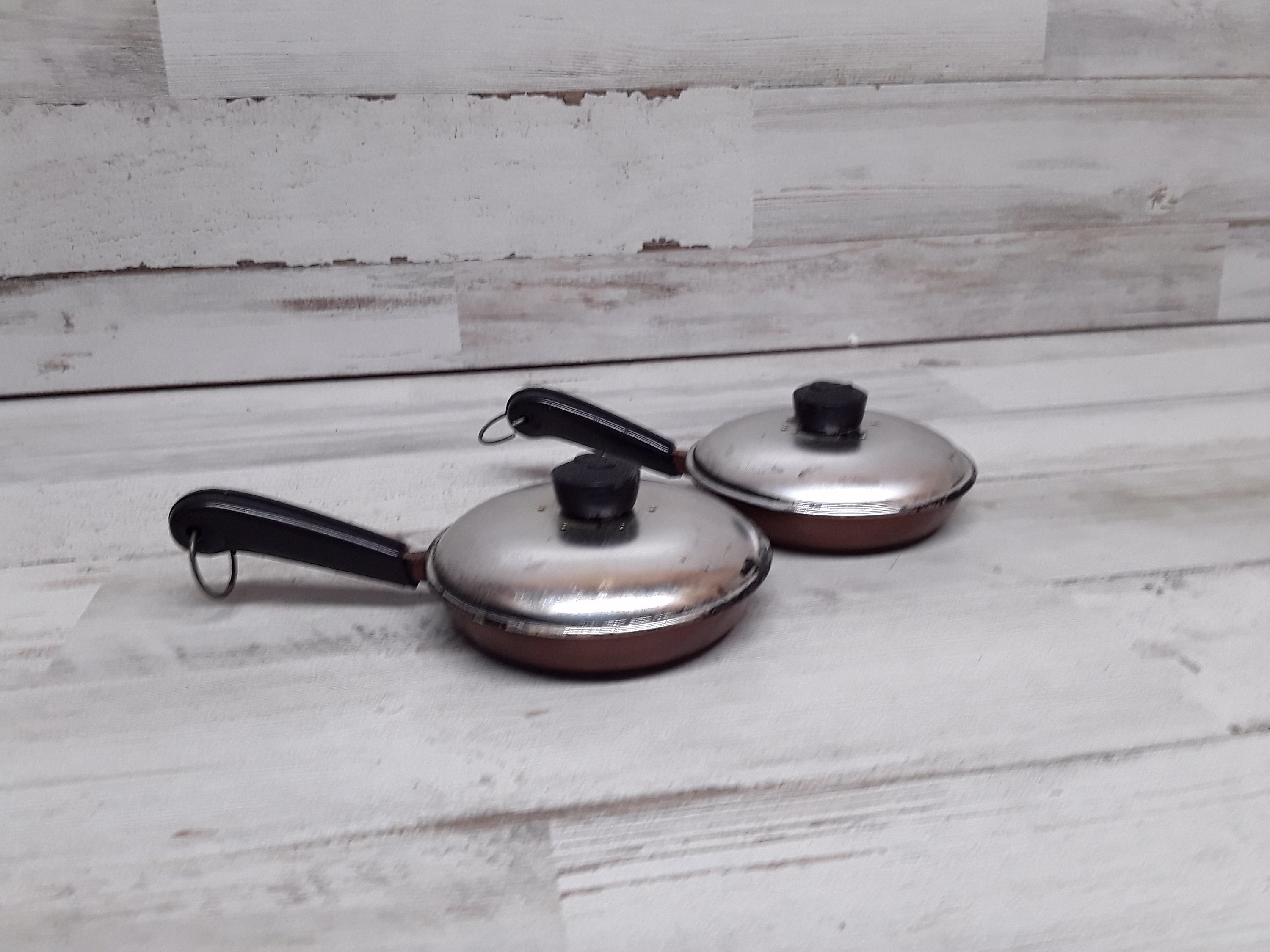 Brillium Mini Fry Pan Skillet Salt & Pepper Shakers/Vintage