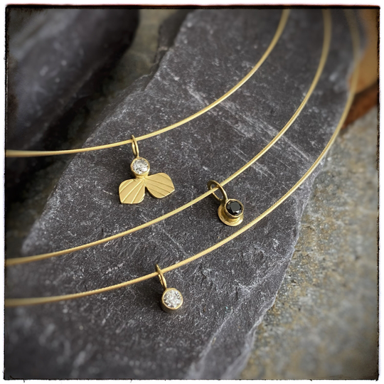 Solid Gold & Diamond Pendant, Handmade Simple Modern 18Ct Yellow Gold Pendant With Salt N Pepper Or Black