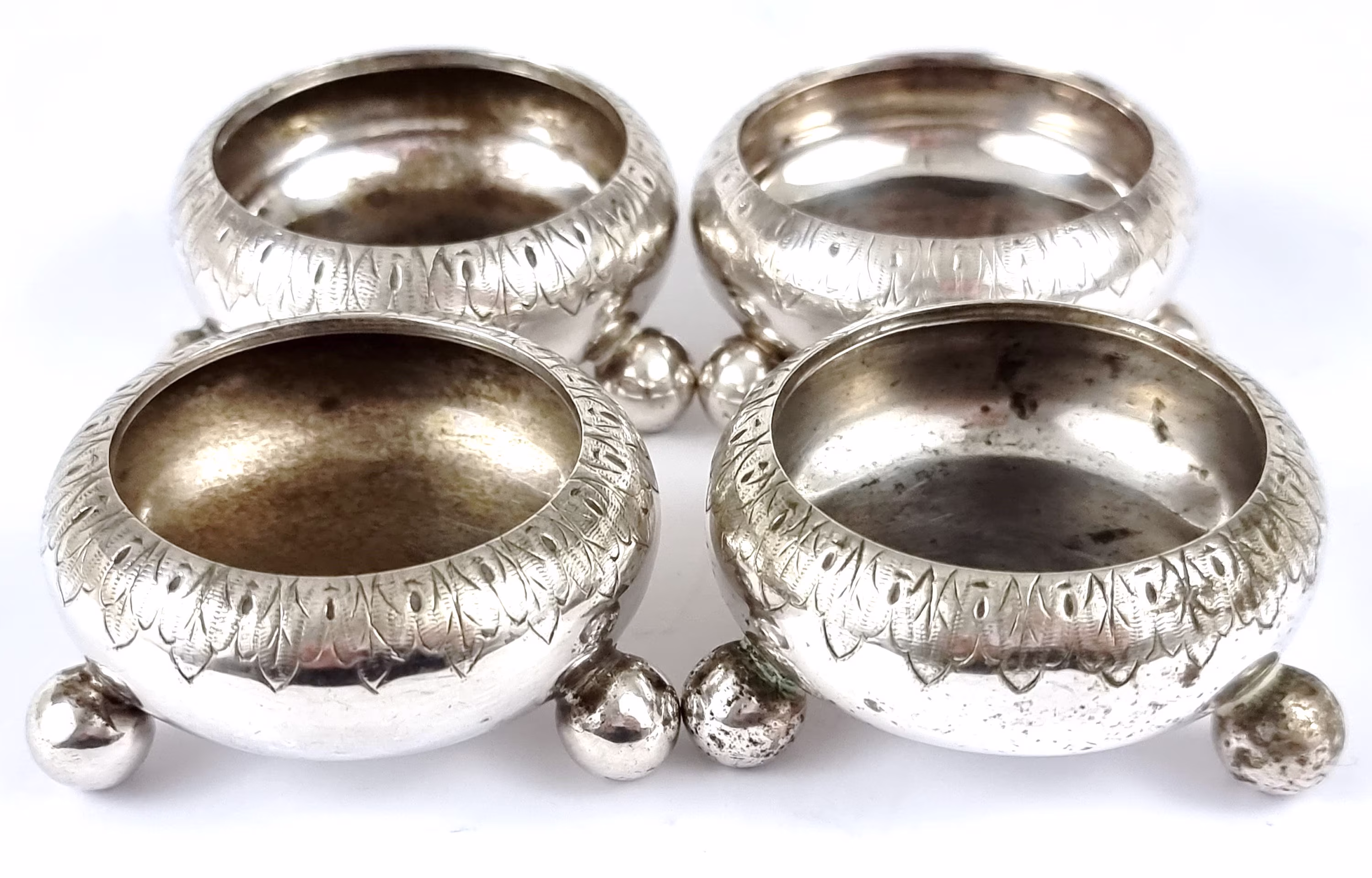 Traditional Antiques, Set Of Salts, Four Open Silver Plate, Mappin Brothers, Repetitive Pattern, London Produced, Ball Feet, Scarce