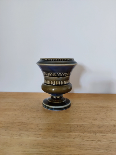 Medium Irish Wade Goblet/Vase Urn