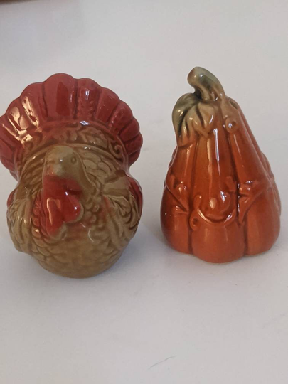Thanksgiving, Salt & Pepper Shakers, Turkey Pumpkin, Rare Find, Dress Up Your Table, Festive Reds Golds, Hostess Gift, Collector