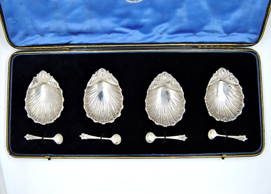 Set Of 4 Victorian Sterling Silver Salt Servers With Spoons
