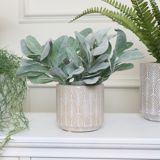 Melody Maison - Small Embossed Leaf Patterned Indoor Plant Pot - Cream, White