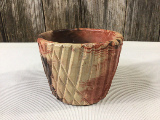 Nemadji Style 4.5 Inch Swirled Design Planter