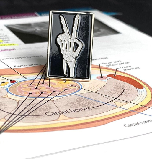 Skeleton X-Ray Peace Sign/ Medical Pin/Medicine Nurse Doctor Pa Funny Pharm Serotonin Factory Grad Gift