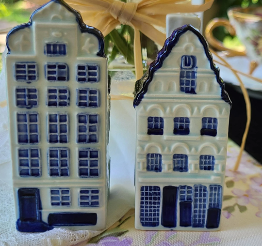 Vintage Delfts Blauw Holland Pottery Salt & Pepper Shakers