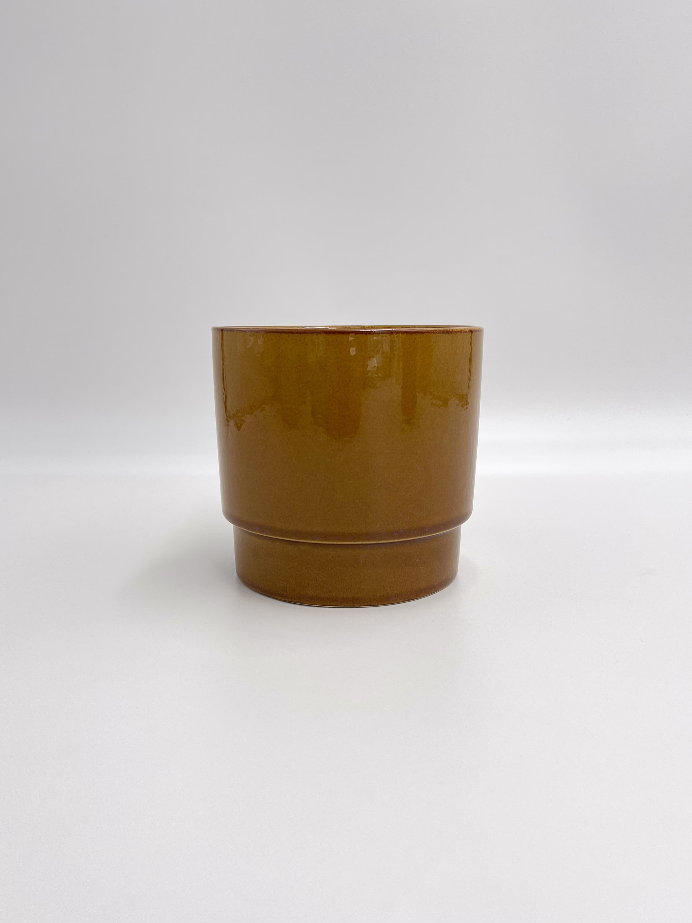 Avelon Nova Beige, Ochre Plant Pot, House Gloss Glazed Ceramic Indoor 13.5 cm, 2 Color Options, Pots