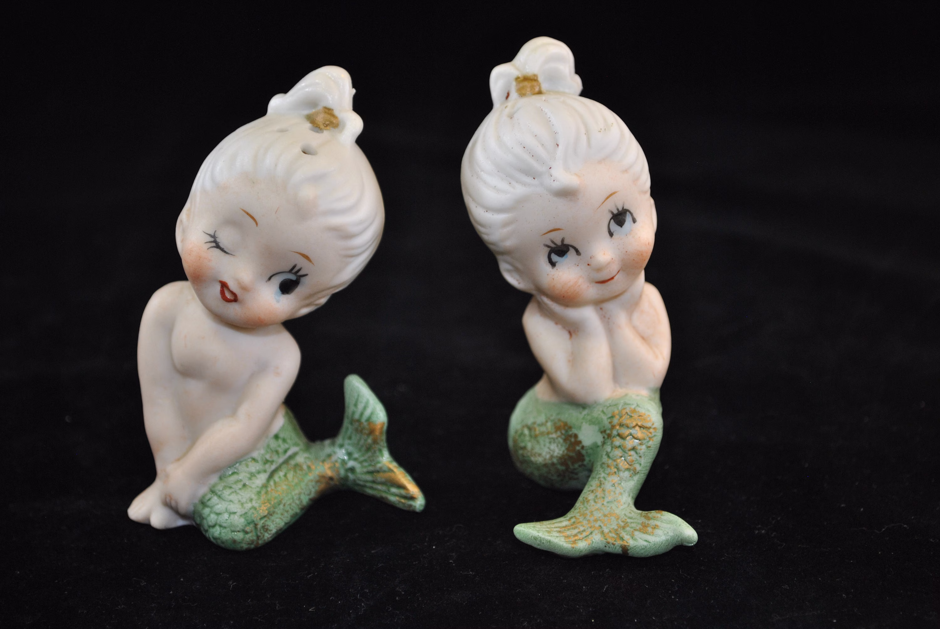 Set Of 2 Beautiful Kenmar Mermaids Salt & Pepper Shakers, Ceramic, Vintage, Rare