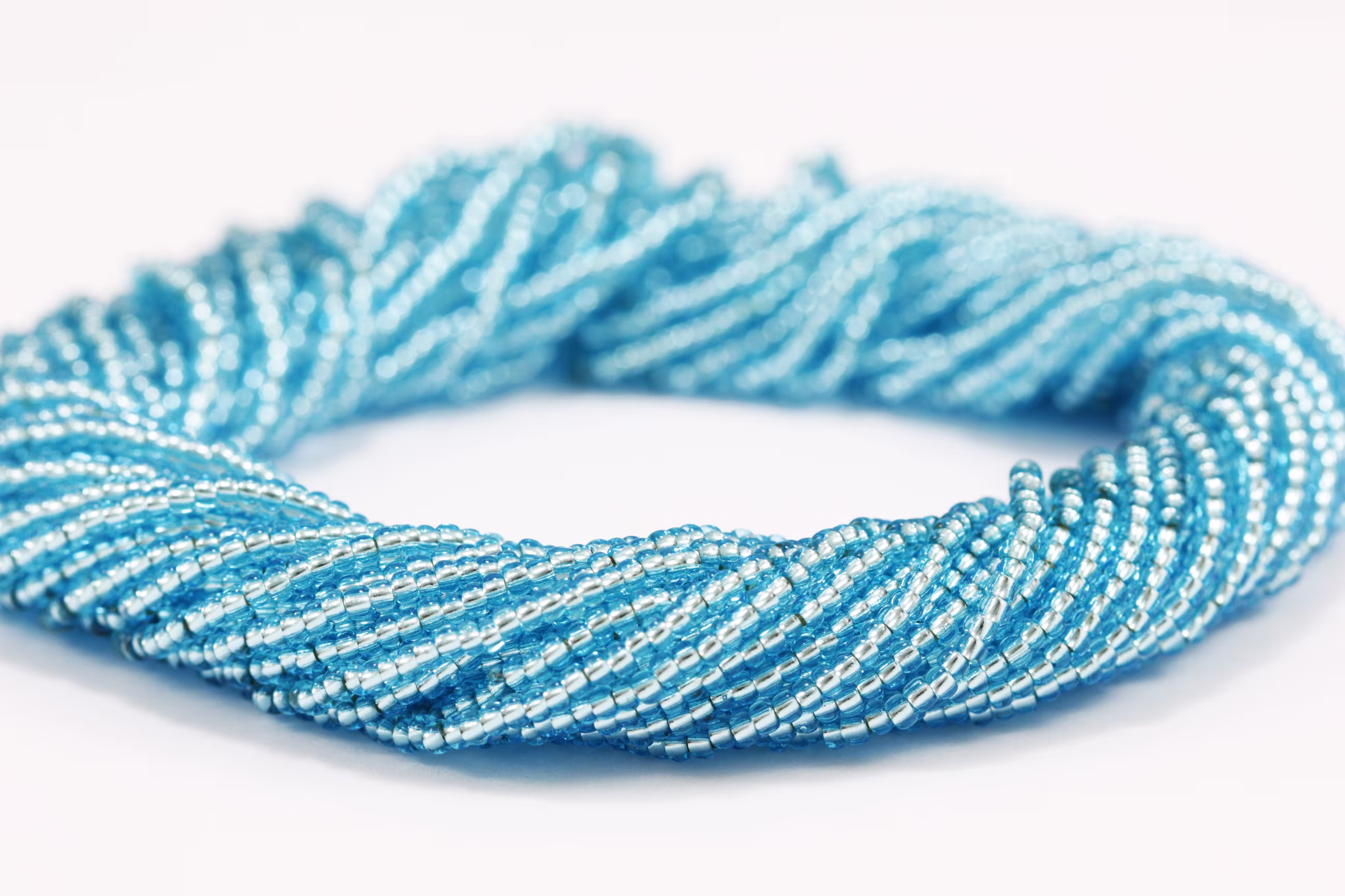 Transparent Blue Seed Beads, 11/0 | 2.2mm Czech Beads 1 Full Hank/Gsb11-T04