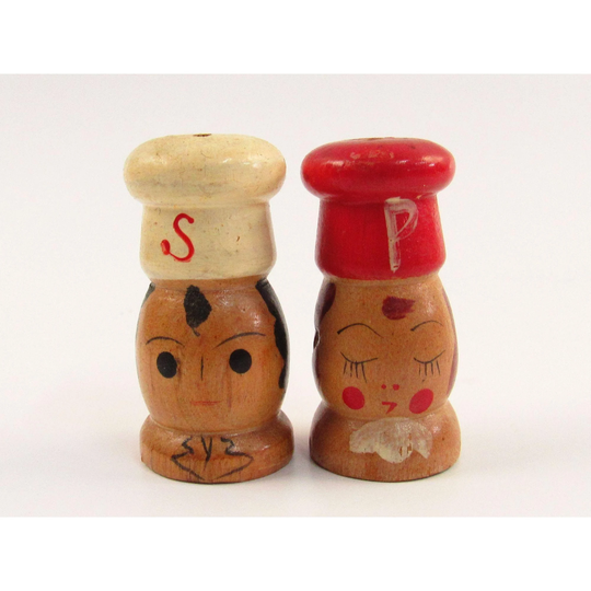 Small Salty & Peppy Hand Painted Wood Salt Pepper Shakers D071
