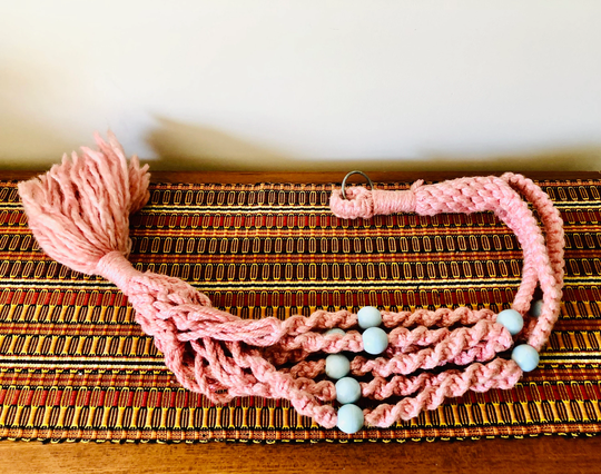 Vintage Dusty Pink Wool Macramé Plant Hanger Bohemian Decor Boho Macrame Holder