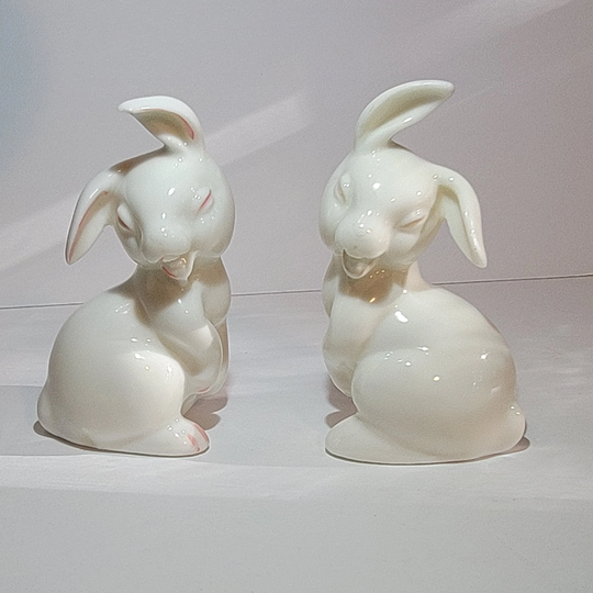 Lefton Bunny Salt & Pepper Shakers