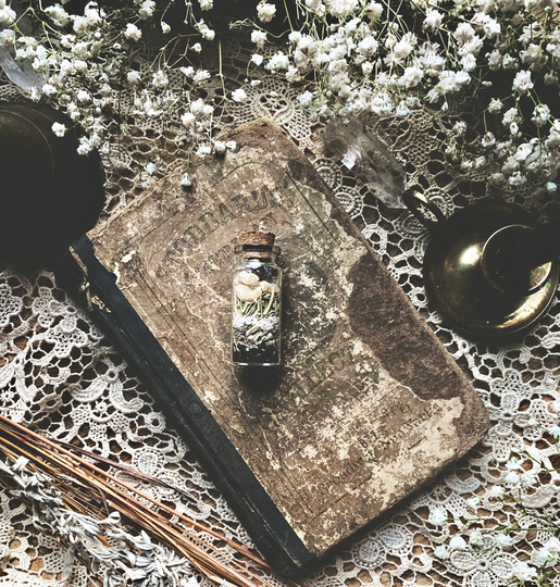 Protection & Banishment Spell Jar | Waning Moon Lunar Mini Herb & Earth Element Magick Hedge Witch Green