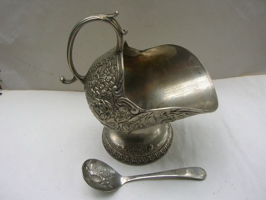 Vintage Salt Pig With Ornate Floral Designs Spoon in Silver Plate | 15 cm Tall
