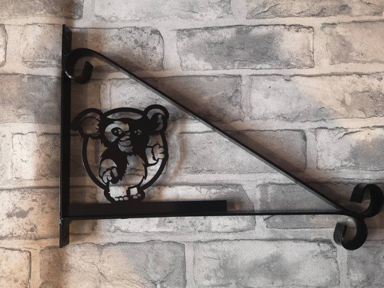 Gremlins Heavy Duty Hanging Basket Bracket