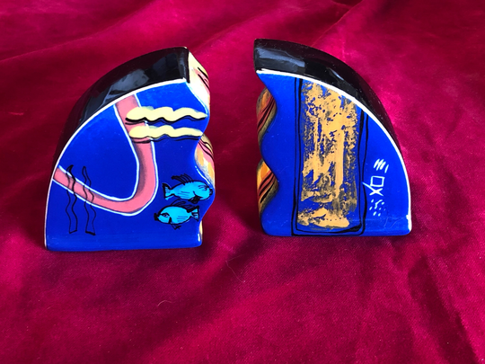 1980's Brendan Adams New Zealand Studio Pottery Artist Abstract Modern Blue Salt & Pepper Set Signed - Modern Kitchen, Salt Pepper