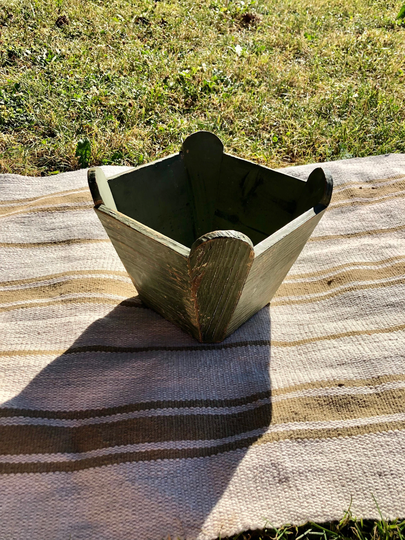 Vintage Distressed Wood Square Shaped Decorative Plant Pot