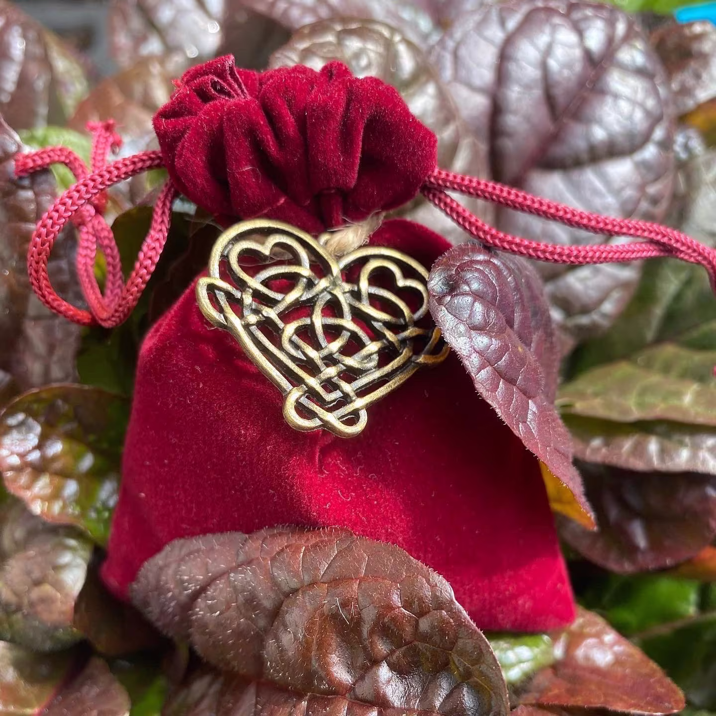 Love Magnet Charm/ Juju/Mojo Bag | Pagan Witchcraft Wiccan Love Spell Self