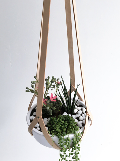 Hanging Basket | Large, Minimalist Hanging Planter Vegetable Tanned Leather, Natural Leather Including White Ceramic Bowl | Without Plants