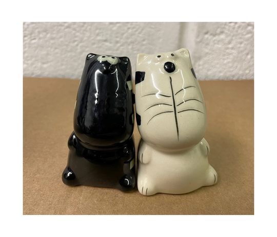 Set Of Magnetic Cat Salt & Pepper Cruets. A Pair Black & White Stripy Ceramic Seasoning Shakers . Great Gift Or Tableware Addition
