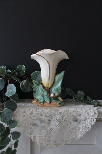 Vintage Mccoy Planter - Ceramic White & Green Lily Flower Pot Floral Bud Vase