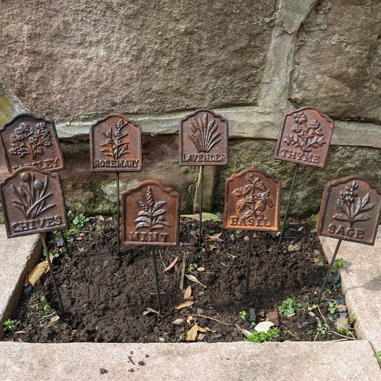 Herb Signs Set Of 8 Rusty Look Cast Iron - Perfect For Your Garden