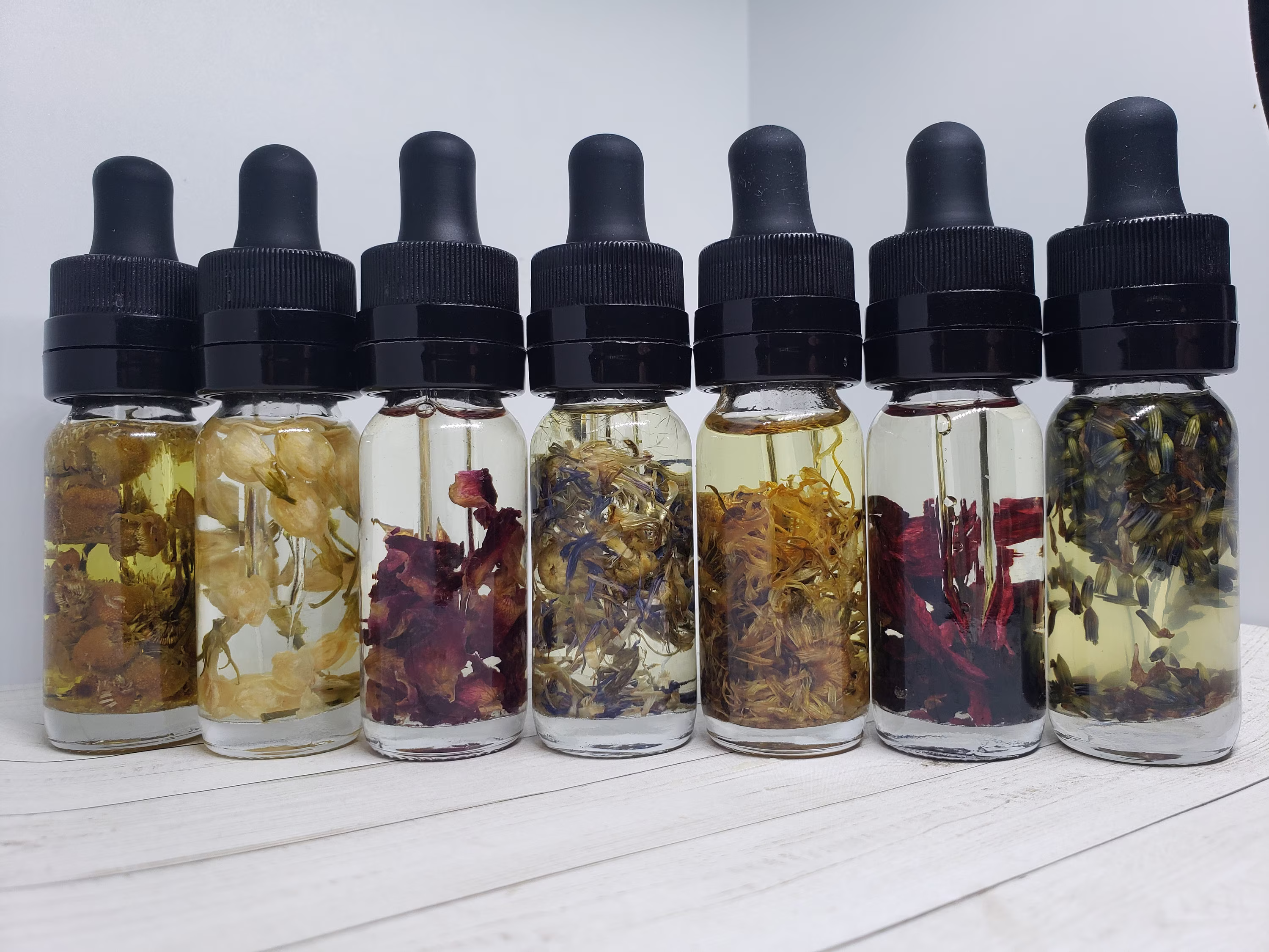 7 Piece 15Ml Dropper Top Flower Power Infused Ritual Oil Alter Potion Spell Crafting Set