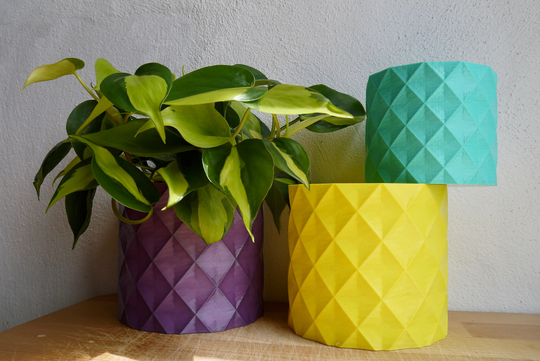 Geometric Diamond Pattern Plant Pot - Based Plastic Eco Several Colours 3D Printed Planter Present 12cm 9cm 5cm