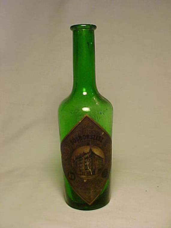 C1890S Valodi Partos Menthol Sosborszesz Liniment Partola Mfg. Co. New York, N.y., Cork Top Patent Medicine Bottle With Paper Label