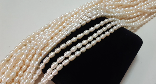 3-4mm Rice Seed Pearls, Cultured Freshwater Small Pearl Strand, Natural Colour White Oval Shape Tiny Bead Wholesale 15