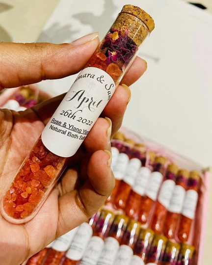 20 Personalised Party Favours - Wedding Favours Tubes - Thank You Gift For Guests - Bath Salt Hen Party - Unique Favour - Birthday Favour