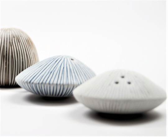 Beach Theme Porcelain Salt & Pepper Shakers Set Stoneware Handmade Dining Table Decor | Sea Shell