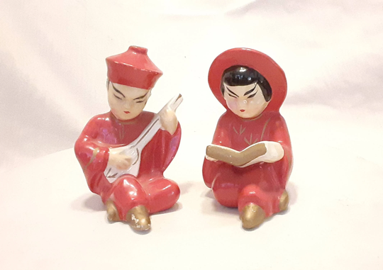 Vintage Japan Porcelain Salt & Pepper Shakers
