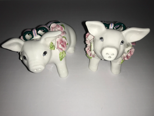 Ribbon Roses Piggy Salt & Pepper Shakers