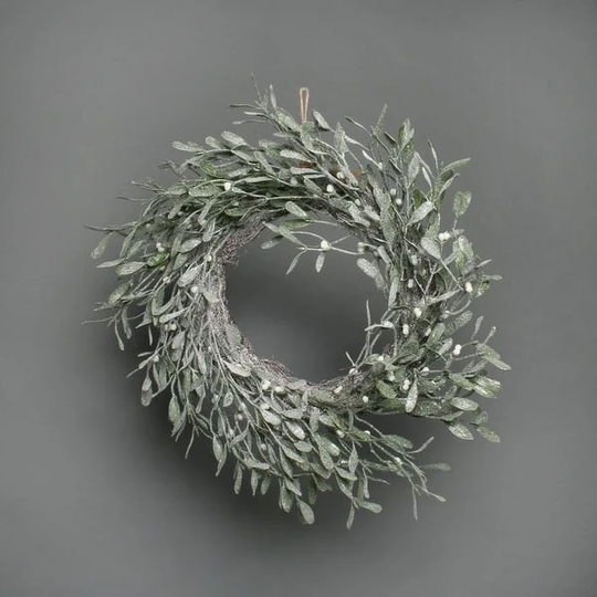 Misletoe Christmas Wreath, Front Door Traditional Christmas, Frosted Mistletoe, Rustic Holiday Season Decor