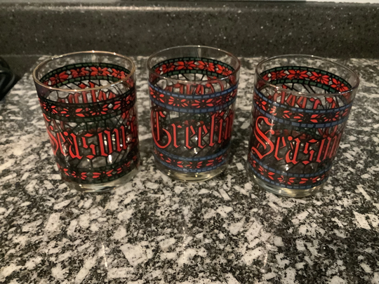 Seasons Greetings Glasses