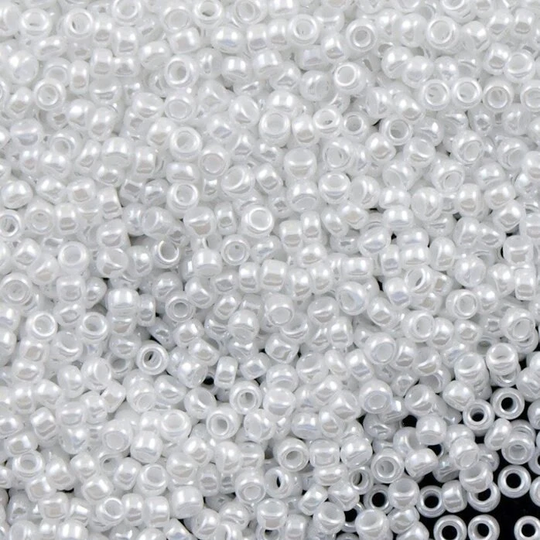 Miyuki Seed Beads 8/0 White Pearl Ceylon , 0420