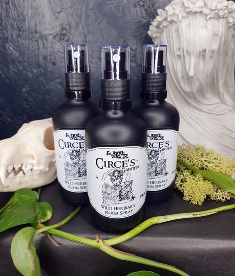 Circe's Garden Room Spray/Triple Goddess Gift, Wiccan Witchy Spray, Witchcraft Herbal