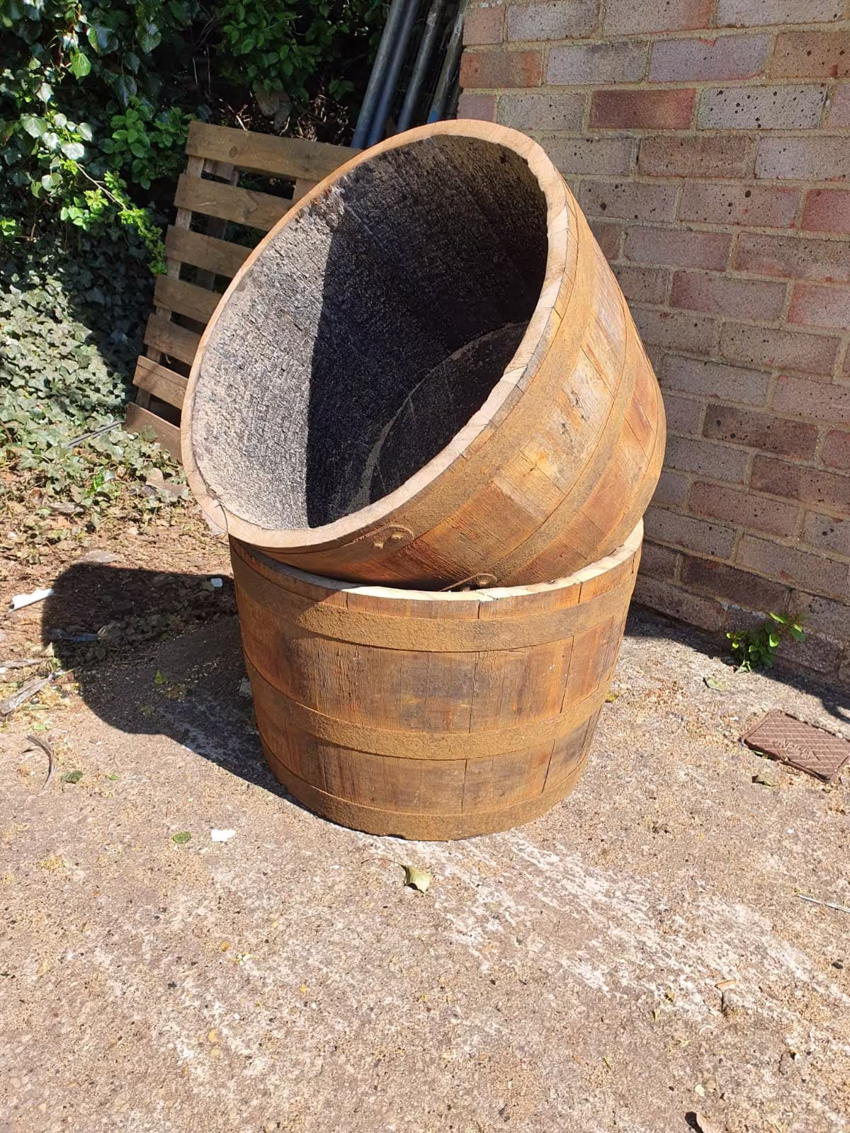 2x | 1x Pair Of Reclaimed Whisky Whiskey Oak Half Barrel Planters/Shrub Bush Tree Herb Vegetable Garden