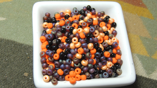 Wild Halloween New Bead Mix Size 6 Seed Beads 50 Grams