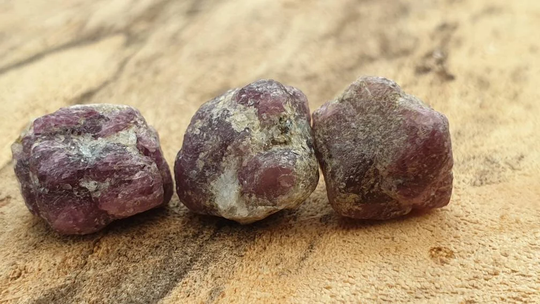 Natural Spinel Nuggets - Bundle Of 3 Vibrant & Special Ideal For Medicine Bags, Grids, Altars Meditation Rooms